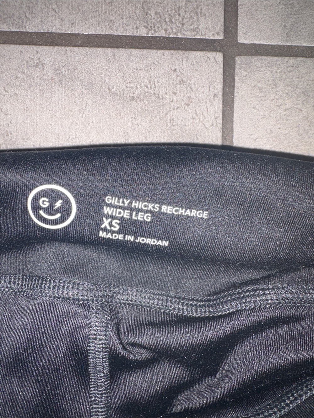 Hollister Gilly Hicks Black Wide Leg Fold-Over Yoga Pants - Picture 2 of 3